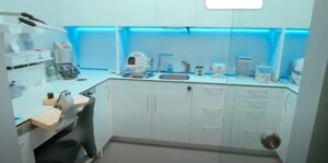 can a medical assistant work in a dental office